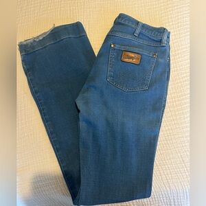 Women’s wranglers